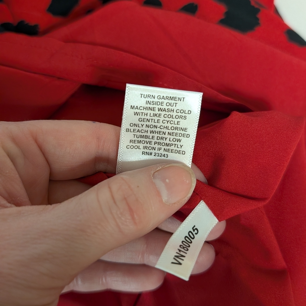 NWT New York & Company Red and Black Long Sleeve Dress - Picture 9 of 9